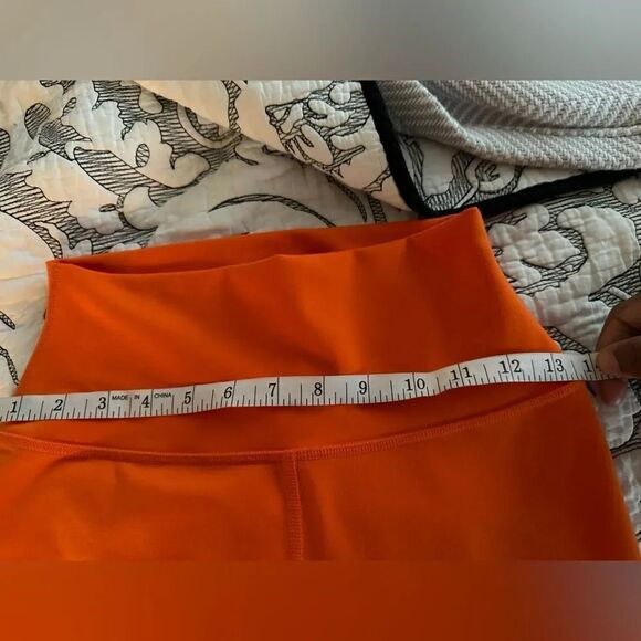 ALO Yoga - Picture 6 of 6